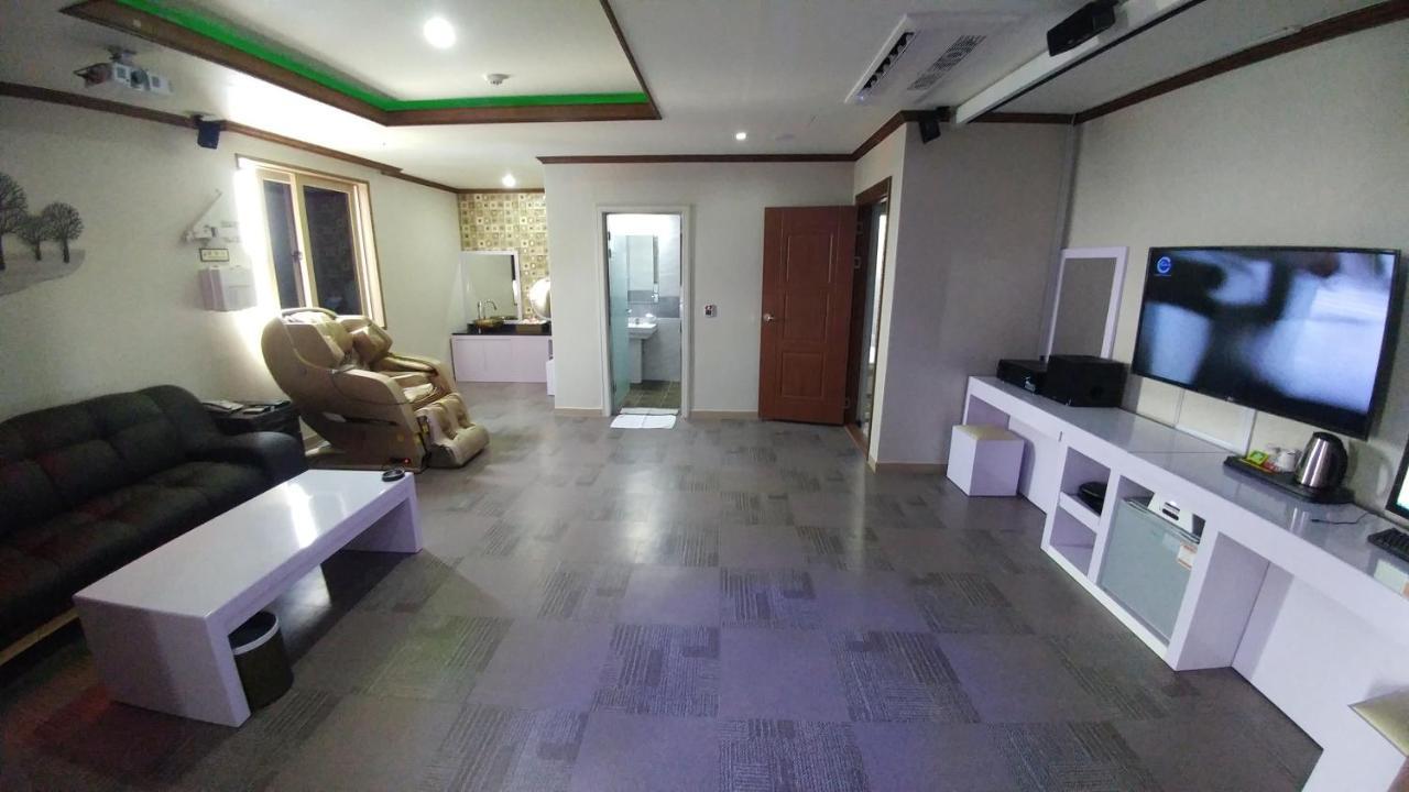 Iris Hotel Seosan Luaran gambar